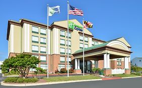 Holiday Inn Express And Suites Ocean City